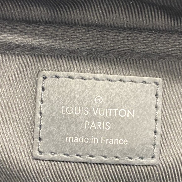 Louis Vuitton Eclipse Black Black Bumbag Monogram - Picture 4 of 9